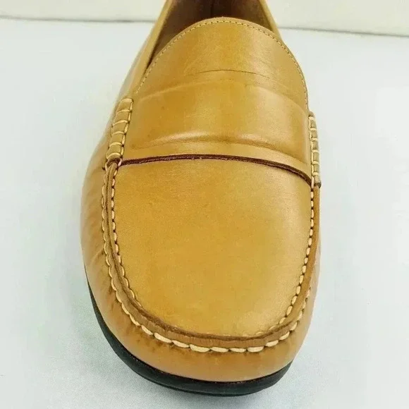Giorgio Brutini Size 11M Glove Camel Color Loafers Giorgio Brutini Size 11M Glove Camel Color Loafers main image 4